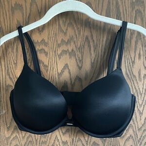 Victoria’s Secret Very sexy push up Black bra‎